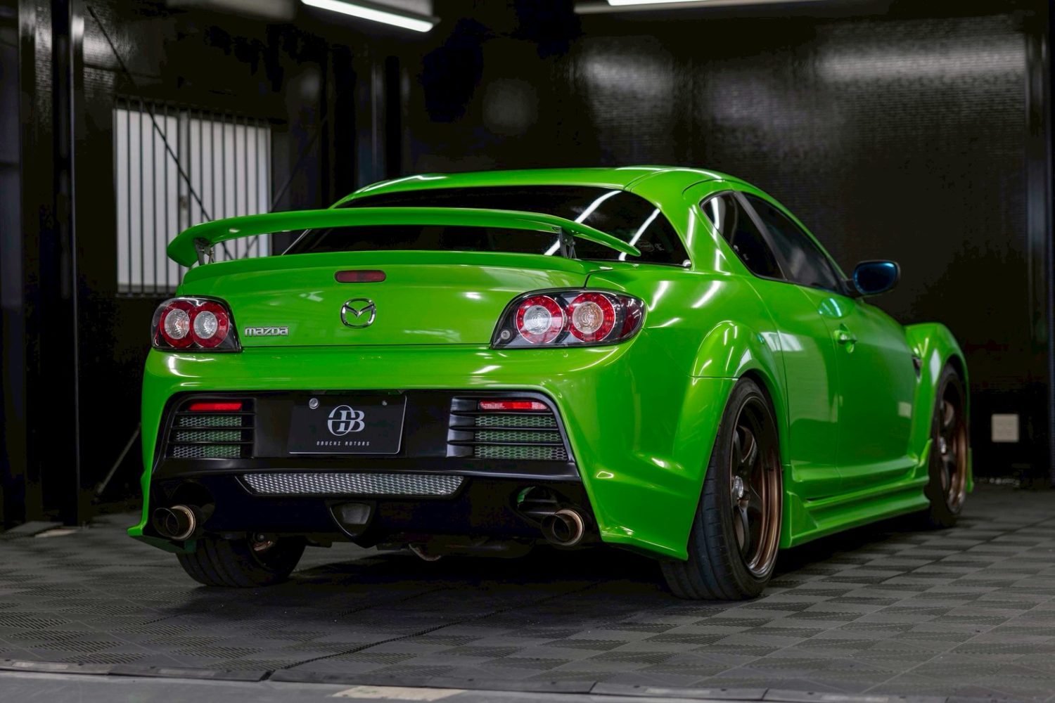 LINE_ALBUM_RX-8_260409_15