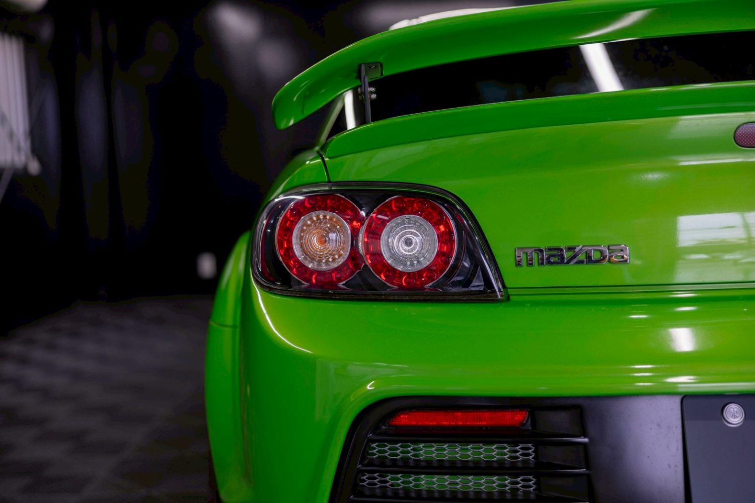 LINE_ALBUM_RX-8_260409_21